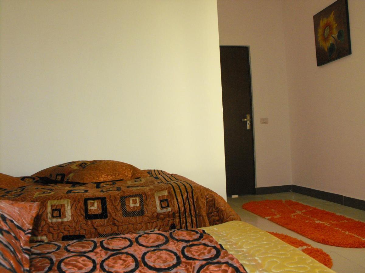 Casa Rustica Apart & Rooms Cîmpineanca Εξωτερικό φωτογραφία
