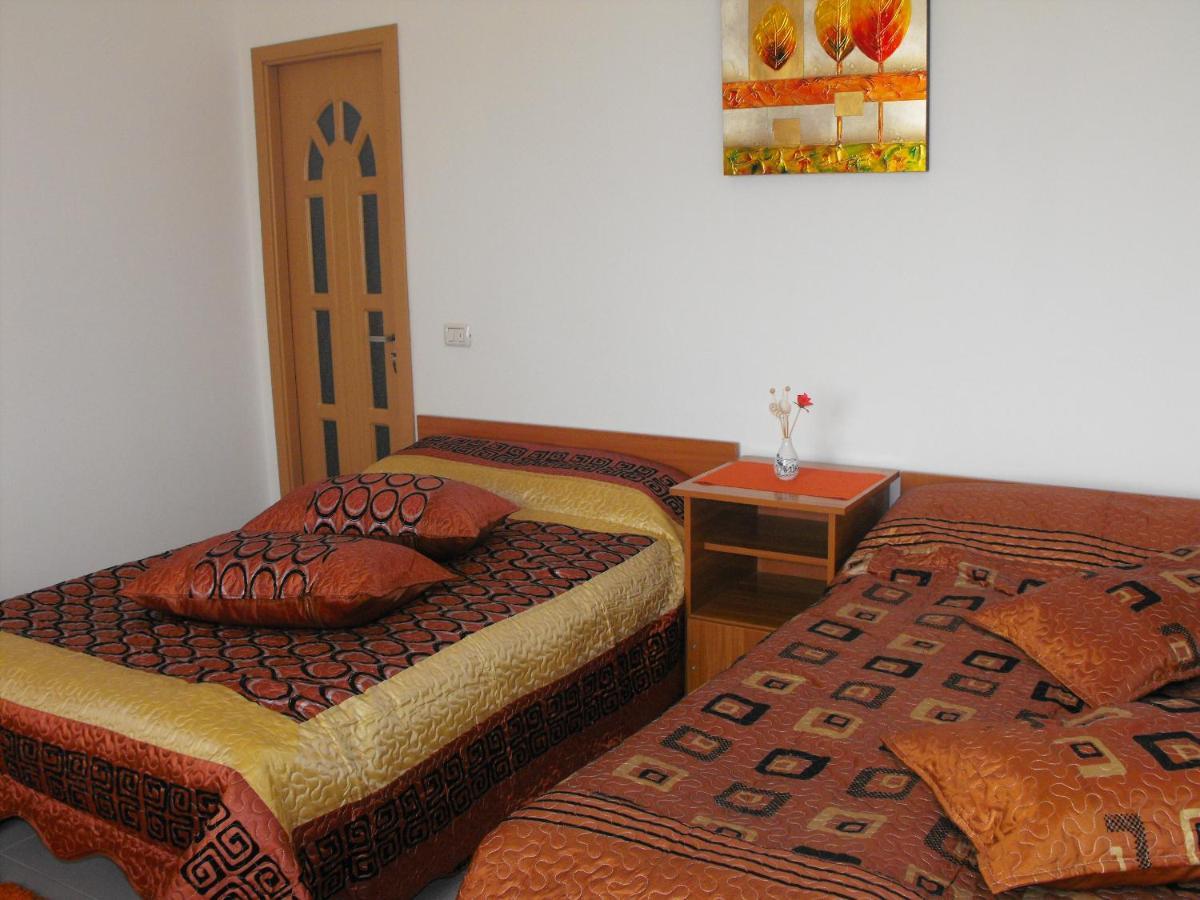 Casa Rustica Apart & Rooms Cîmpineanca Εξωτερικό φωτογραφία